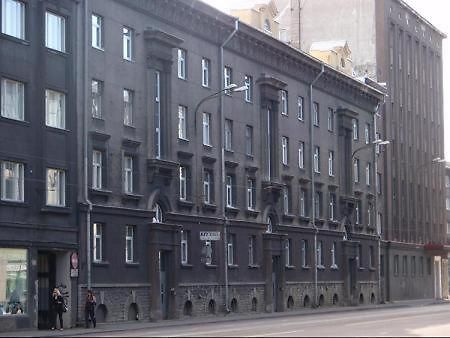 Economy Baltics Apartments - Narva 16 Талин Екстериор снимка