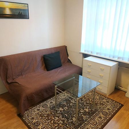 Economy Baltics Apartments - Narva 16 Талин Екстериор снимка