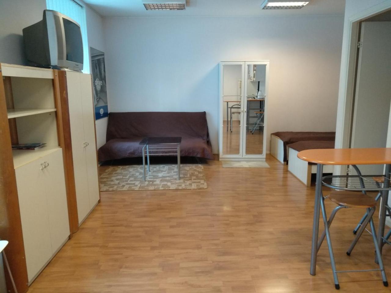 Economy Baltics Apartments - Narva 16 Талин Екстериор снимка